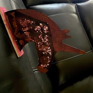 I’m selling a kids wood unicorn that says slay with glitter